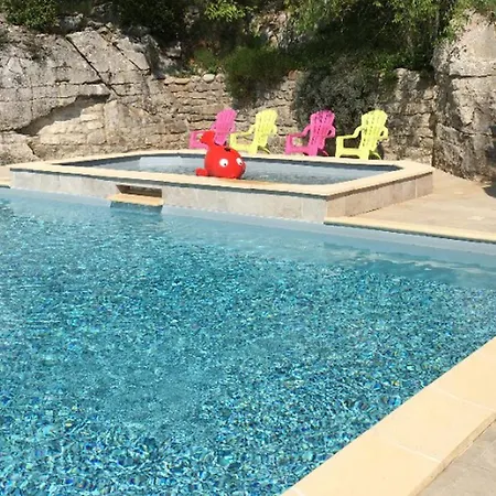 مكان تخييم Cosy Avec Terrasse A - Api-1-52-1393