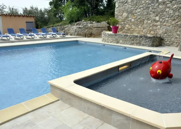 مكان تخييم Cosy Avec Terrasse A - Api-1-52-1393 فوغ