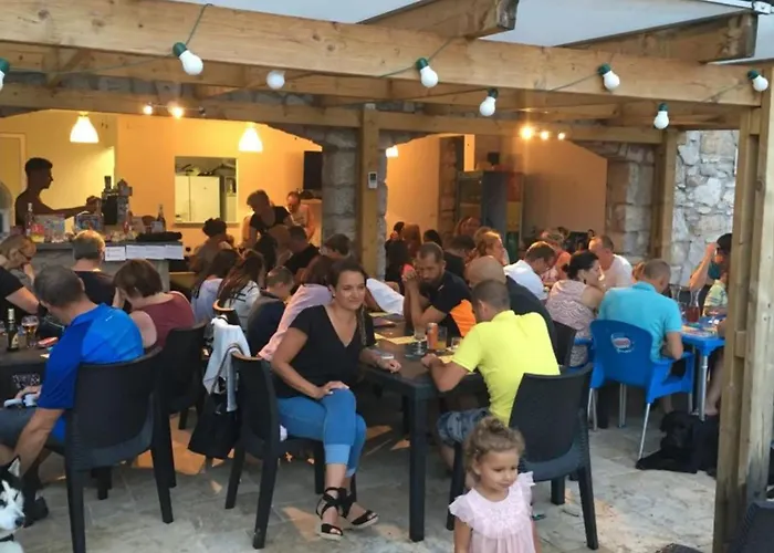 Cosy Avec Terrasse A - Api-1-52-1393